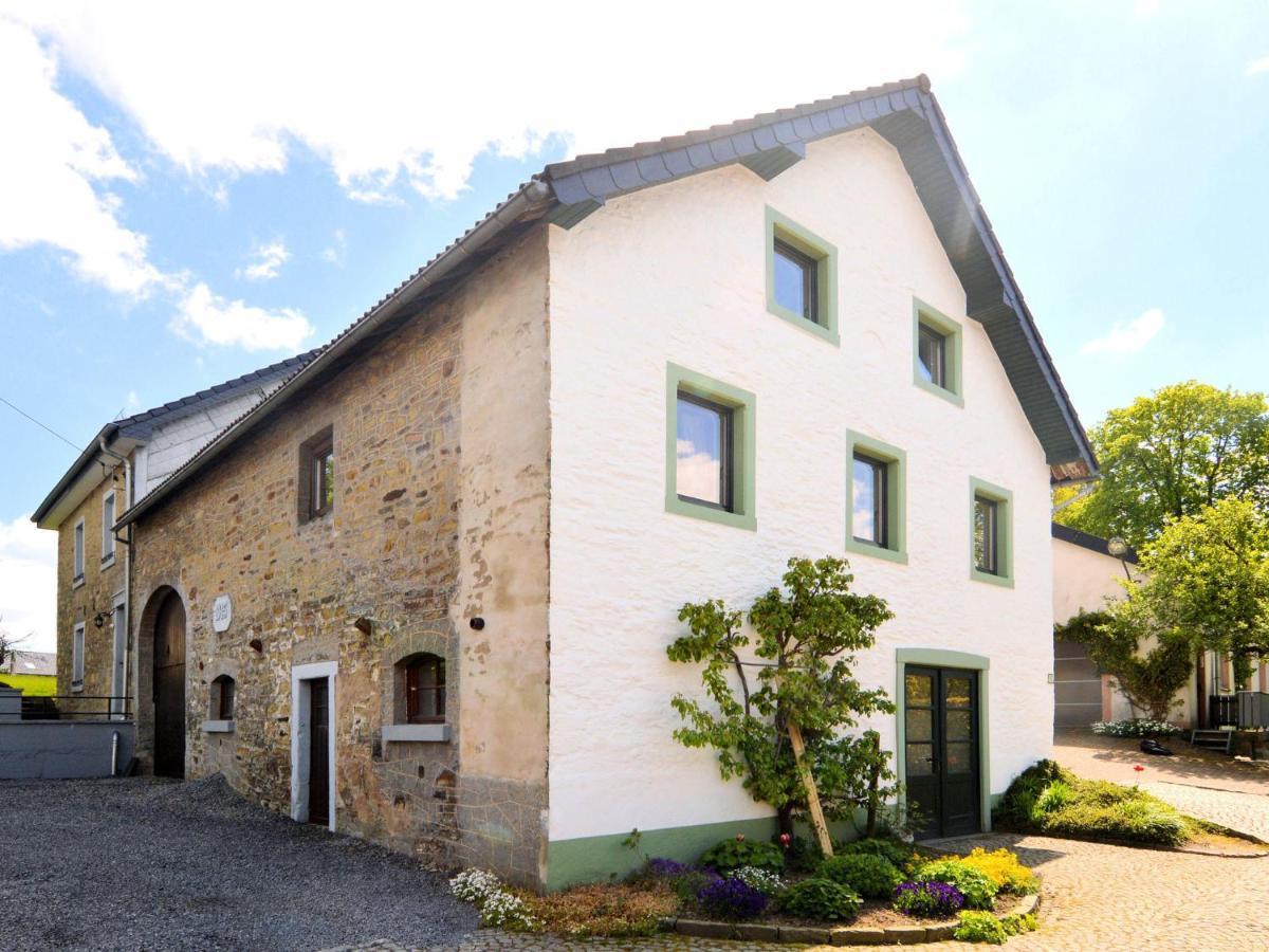 Lovely Holiday Home In B Tgenbach By The Lake Butgenbach Dış mekan fotoğraf